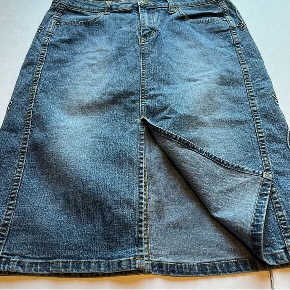 Women's Bubblegum Faded Blue Jean Pencil Skirt Size 12 - Picture 8 of 10